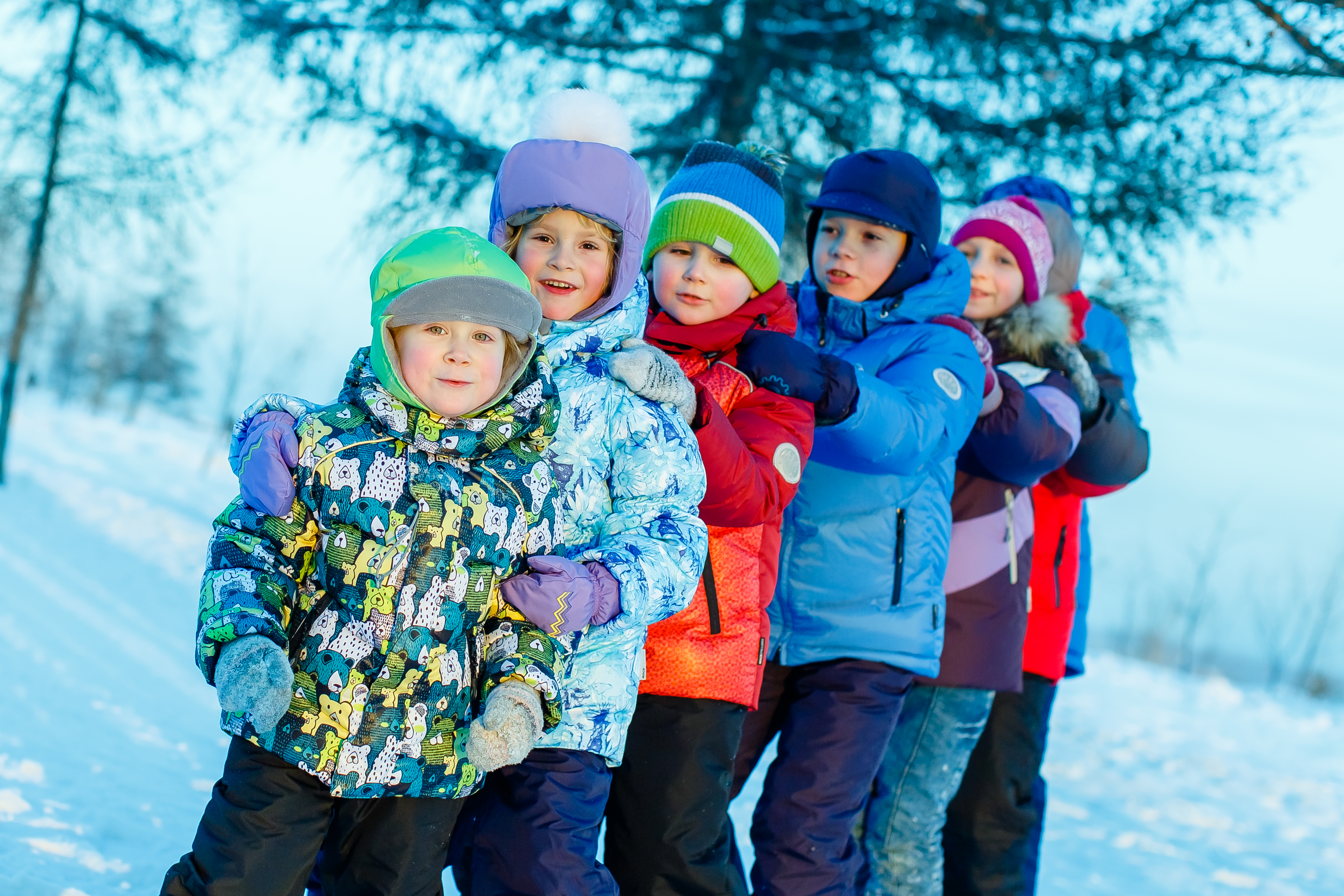 Зимняя спортивная одежда для детей