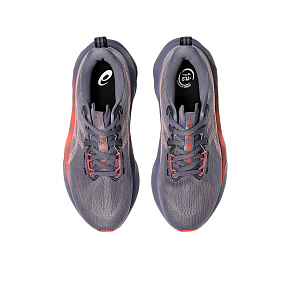 Кроссовки женские Asics: Novablast 5