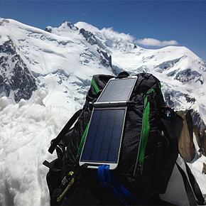 Coлнечная панель POWERTRAVELLER: Solarmonkey Expedition