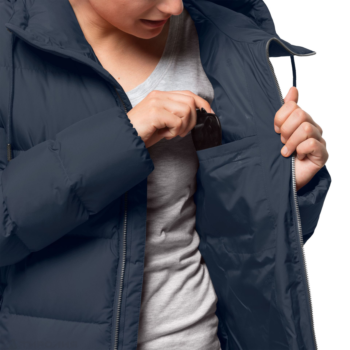Пальто пуховое женское Jack Wolfskin: Crystal Palace Coat купить по выгодной цене в интернет-магазине Тиролия