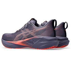Кроссовки женские Asics: Novablast 5